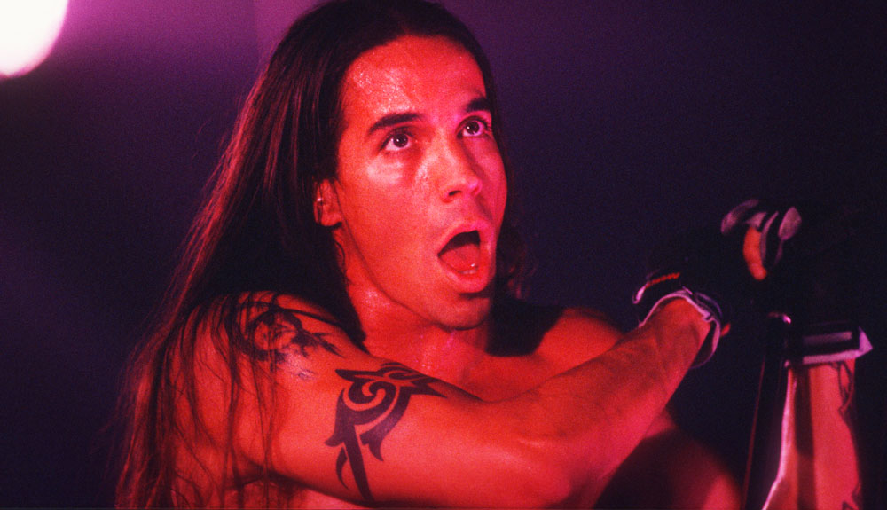 Anthony Kiedis, 1995 (Photo by Gie Knaeps/Getty Images). anthony kiedis bir...