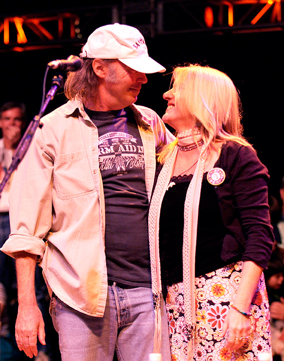 neil young and pegi young