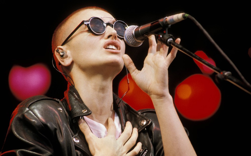 Watch Sinéad O'Connor's Heartrending 'Nothing Compares 2 U' Performance Live in 1990 | I Like Your Old Stuff | Iconic Music Artists & Albums | Reviews, Tours & Comps